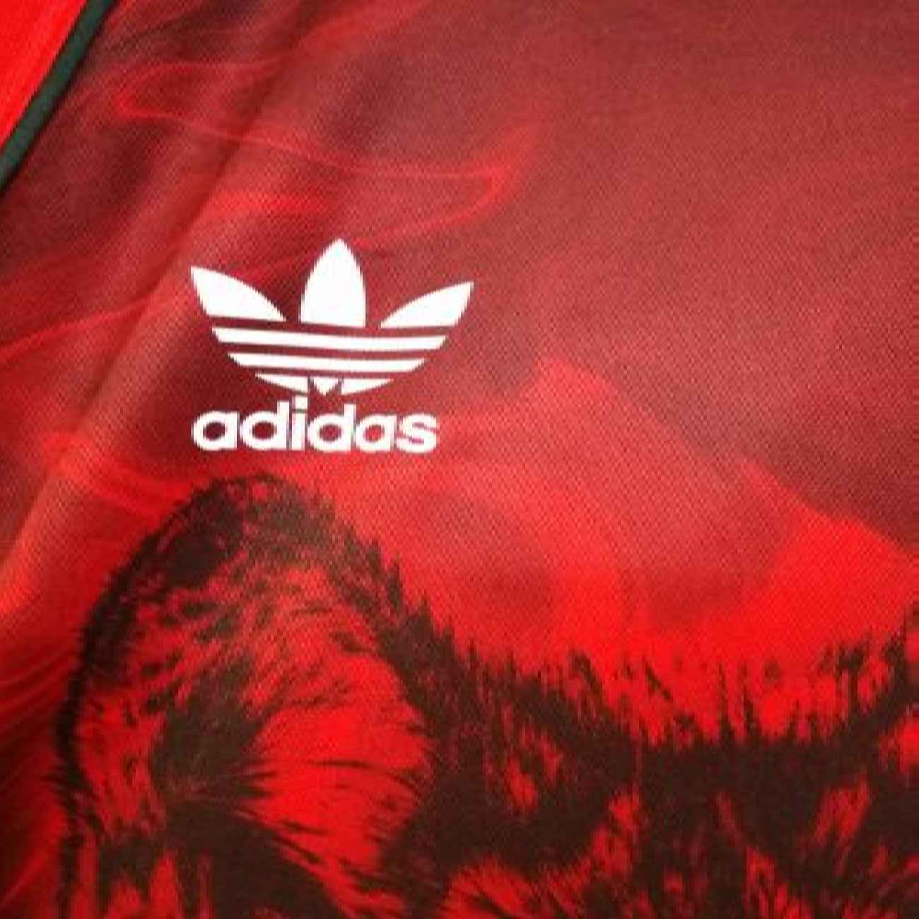 Tractor Football Club Jersey 2024 – Durable & Stylish for Fans with Wolf Design