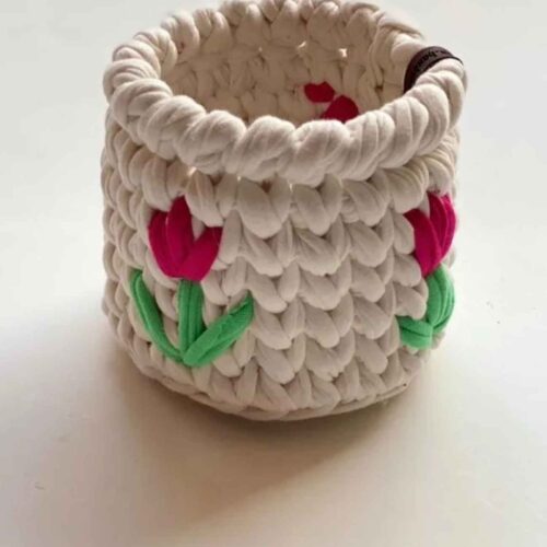 Tricot Crochet Basket with Tulip Design in Cream – Perfect Organizer