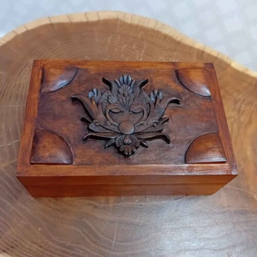 Wooden Jewelry Box with Carving Lotus Design – Perfect for Organizing Jewelry