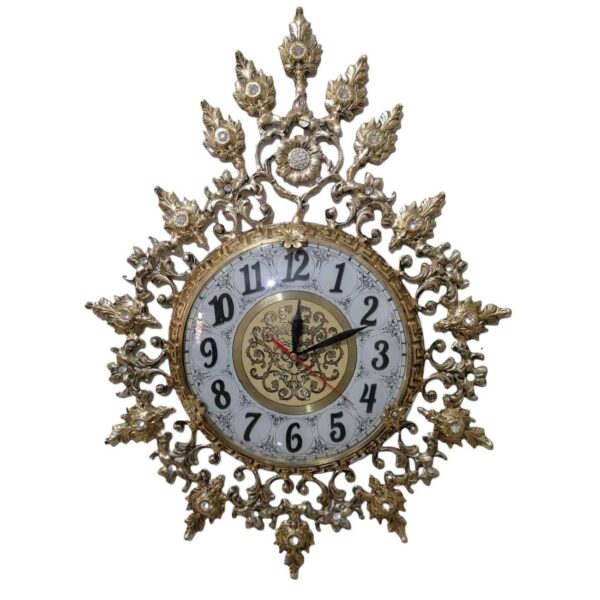 Brass Wall Clock with Charm and Sophisticated Design - Timeless Elegance
