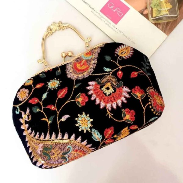 Embroidered Velvet Clutch Formal Handbag with Paisley Design in Black