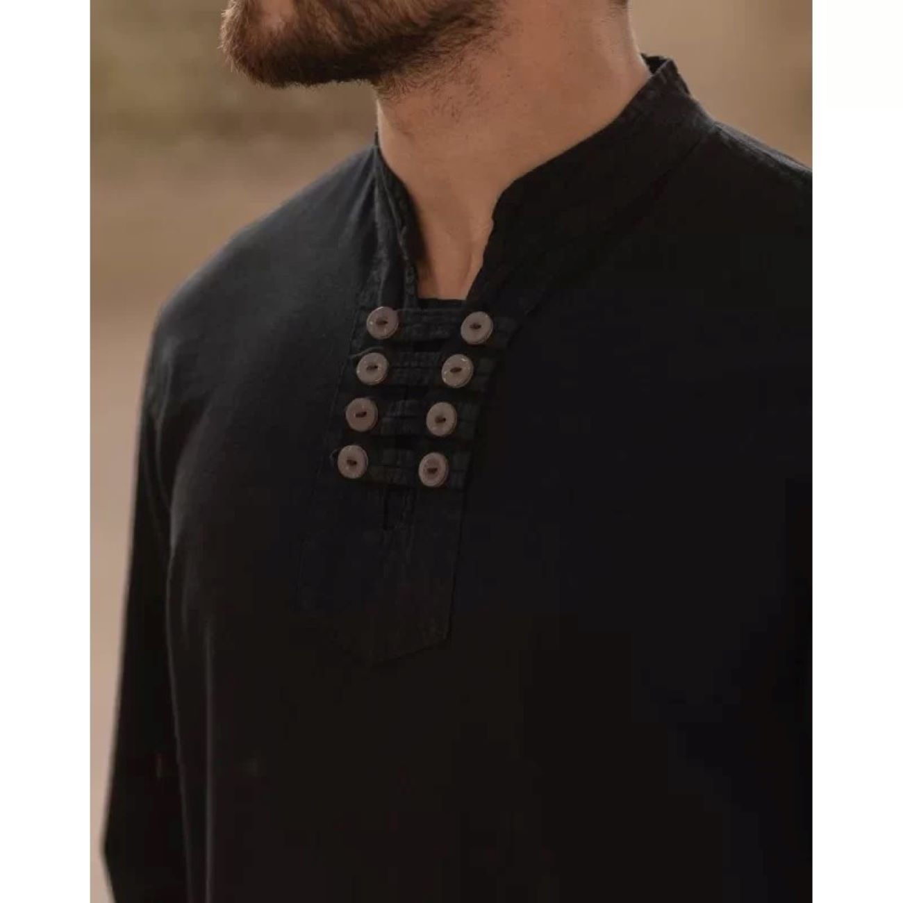 Islamic Tunic for Muslim Men with 8 Buttons in Black – Ideal for Daily Wear