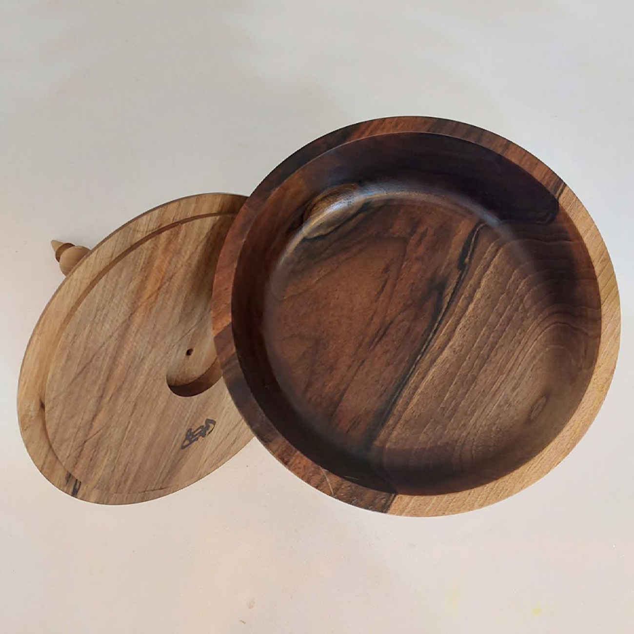 Nature-Inspired Wooden Candy Bowl for Sweets, Snacks and Decor