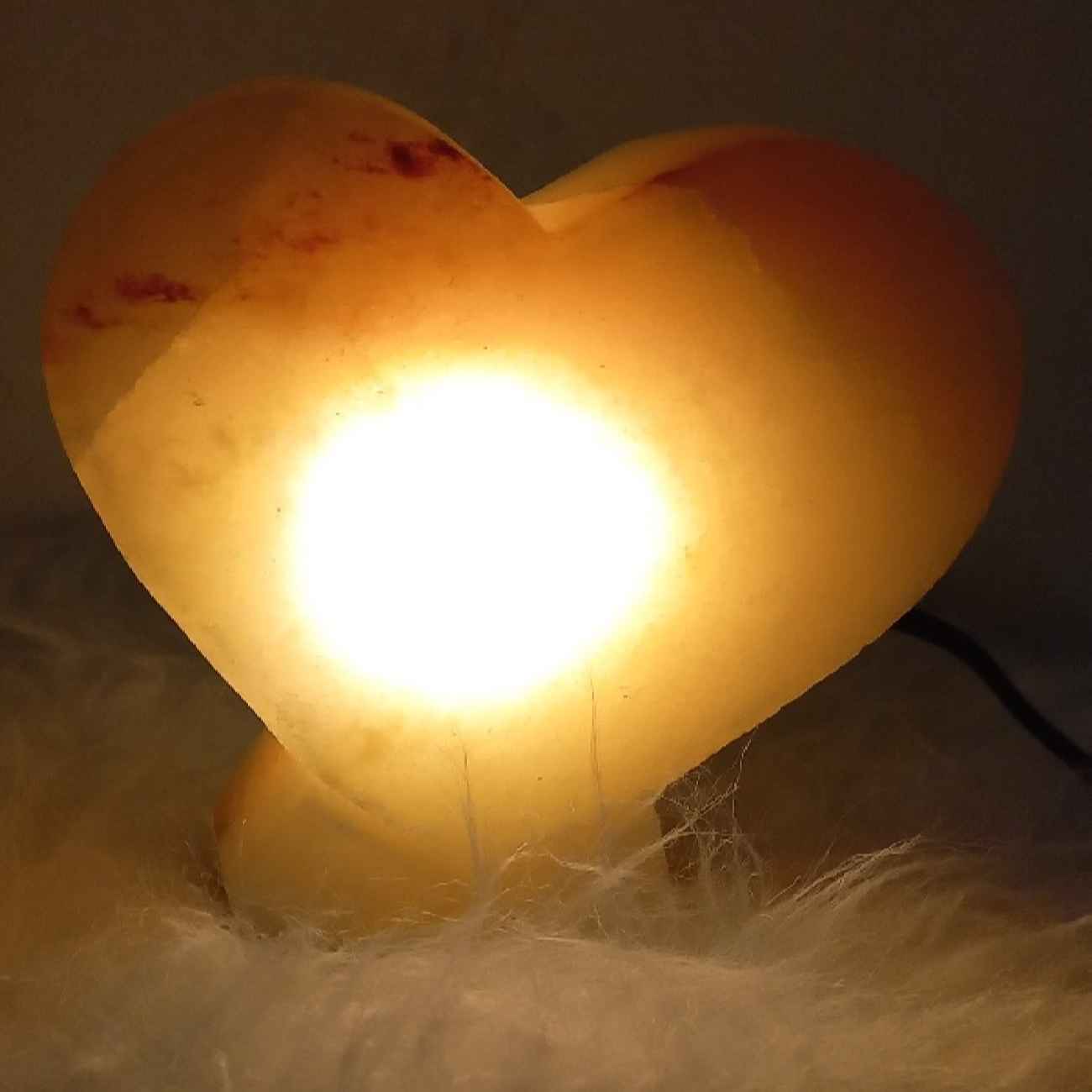 Persian Salt Rock Lamp – Love Model Perfect for Meditation & Relaxation