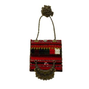 Unique Embroidered Necklace with Metal Chain – Elegance in Every Stitch