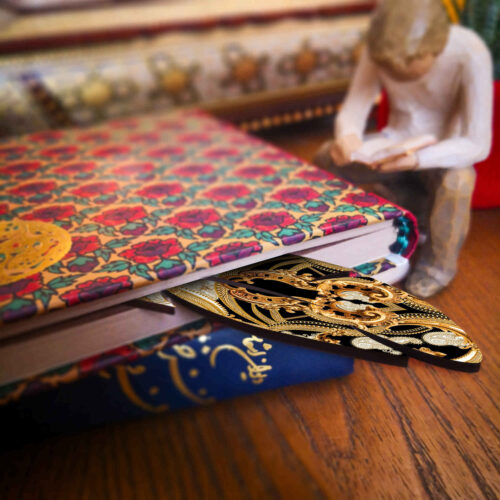 Artistic Persian Inspired Wooden Bookmark with Floral Design – Set of 2