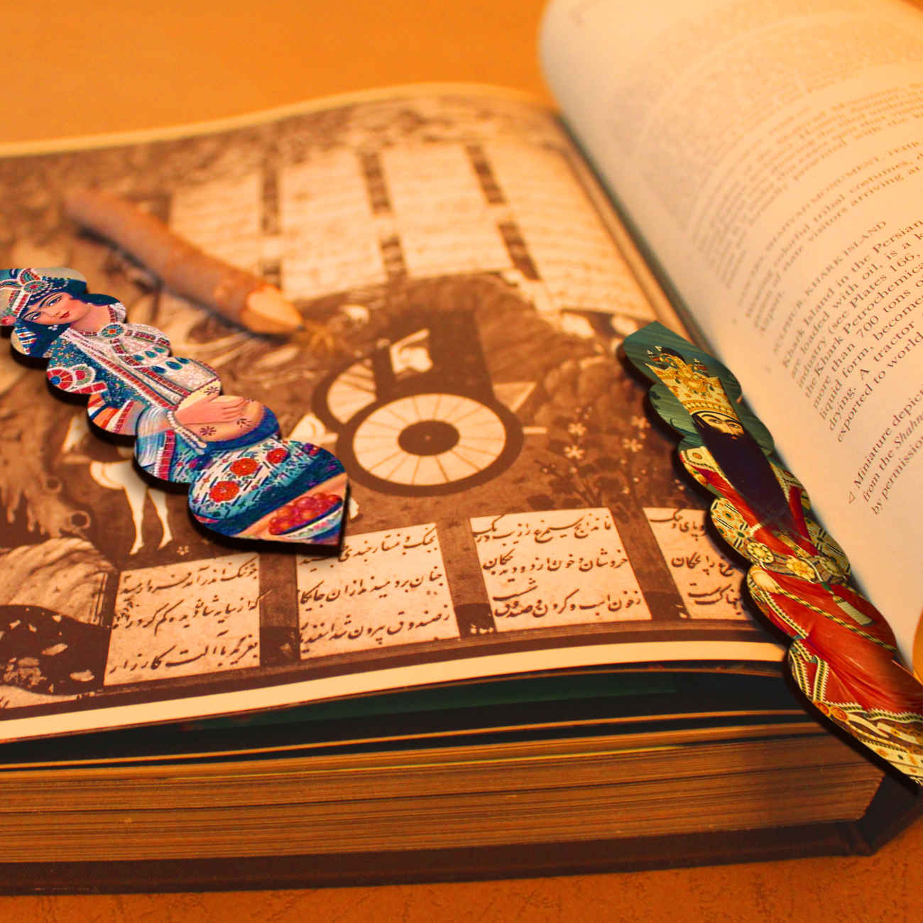 Artistic Persian Inspired Wooden Bookmark with Leyli & Majnun Design – Set of 2