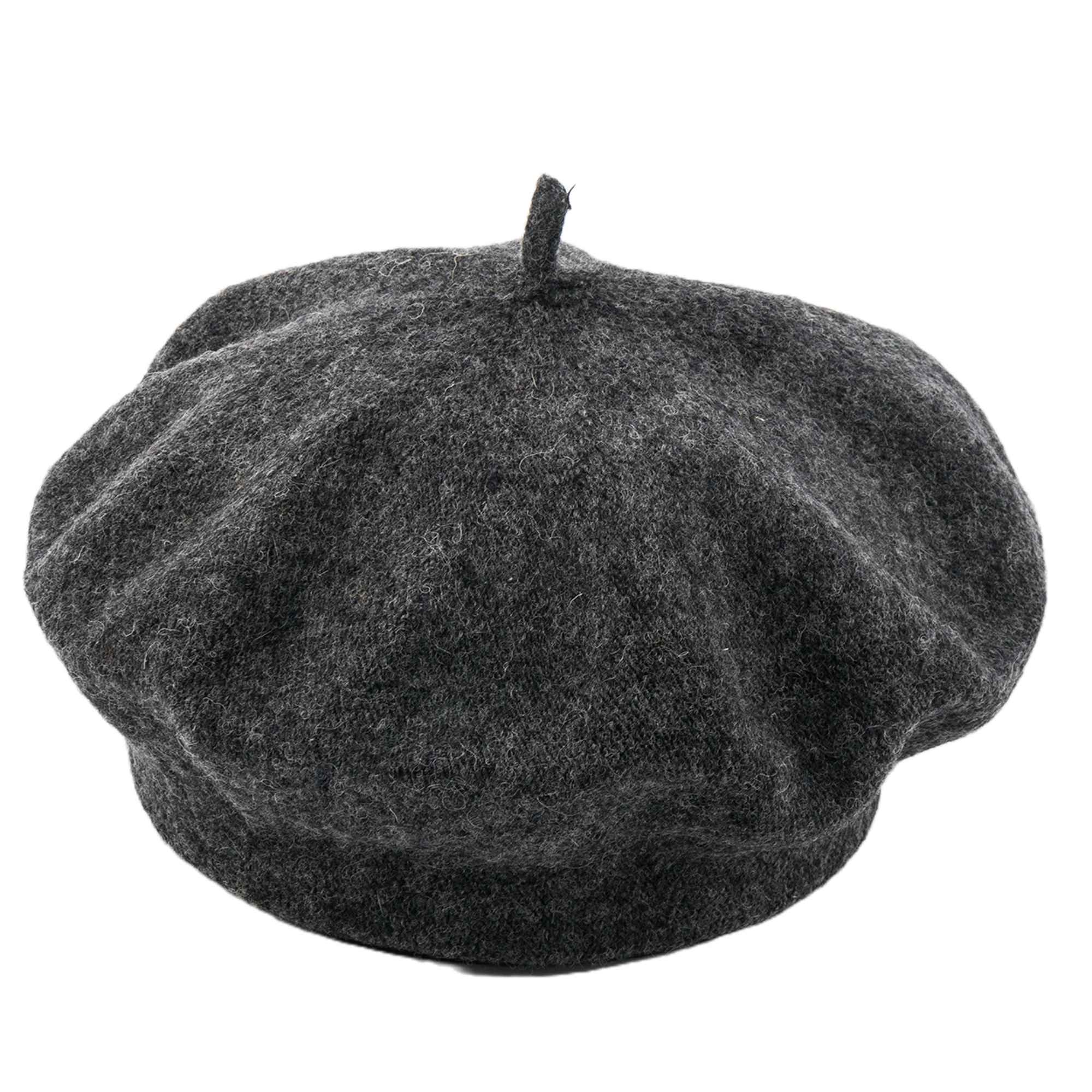 French Beret Hat –  Parisian Fashion for Artistic and Casual Outfits