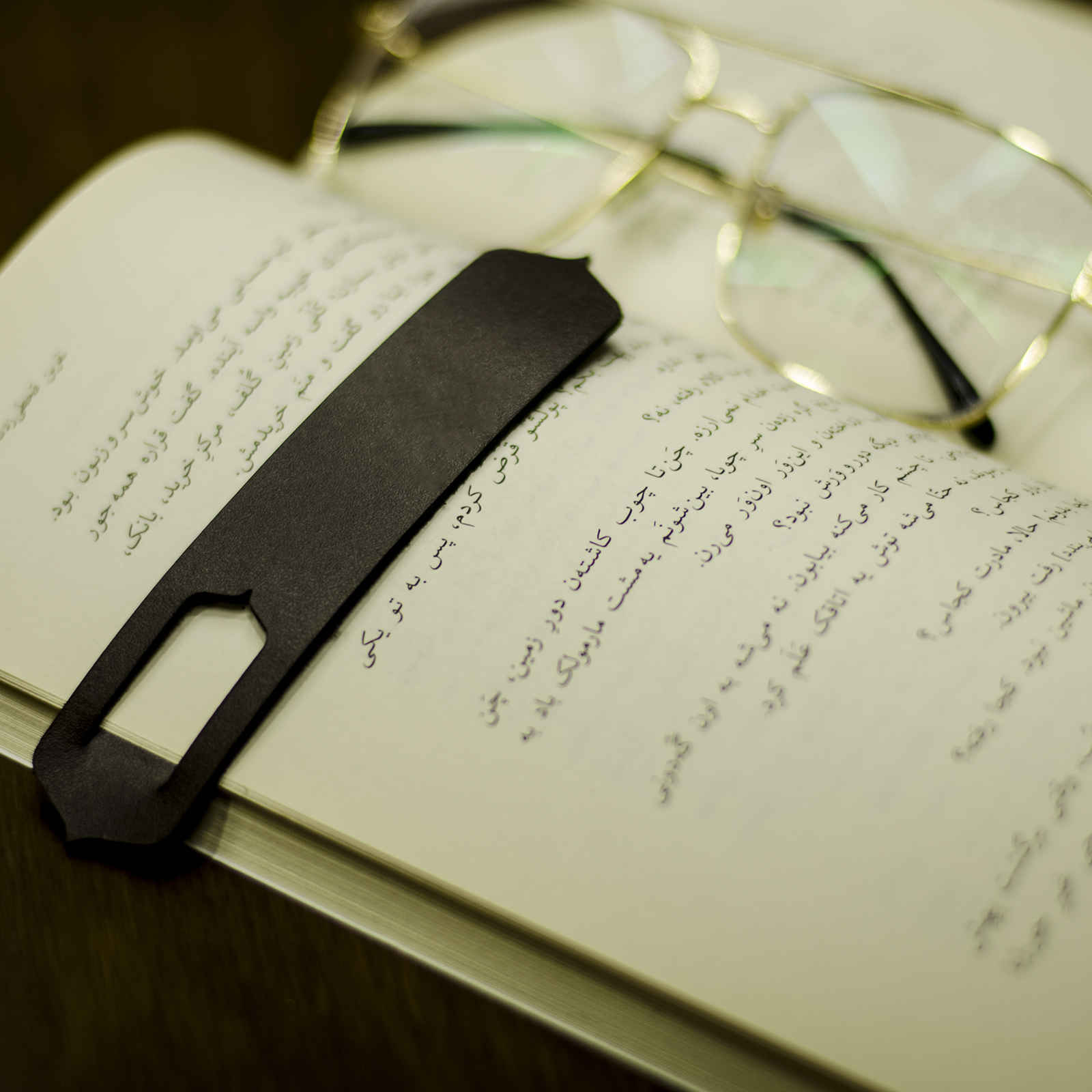 Leather Bookmark  – Elegant Reading Accessory (Set of 3)