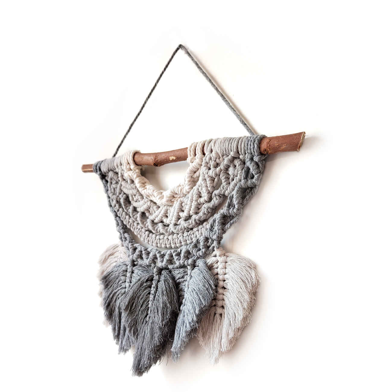 Macrame Wall Hanging for Your Space – A Timeless Handwoven Beauty