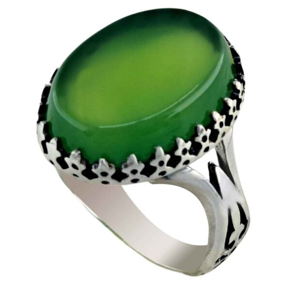 Persian Men's Silver Ring with Agate and Spearhead Design in Green Gemstone