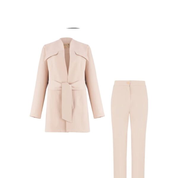 Elegant Set of Women Suit for Formal Events