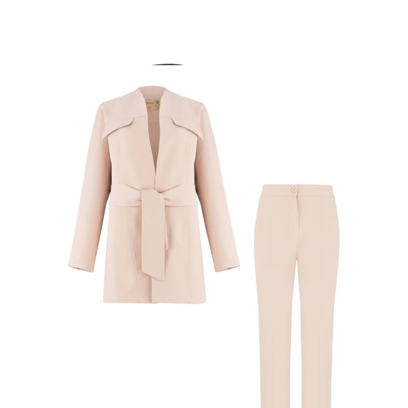 Elegant Set of Women Suit for Formal Events