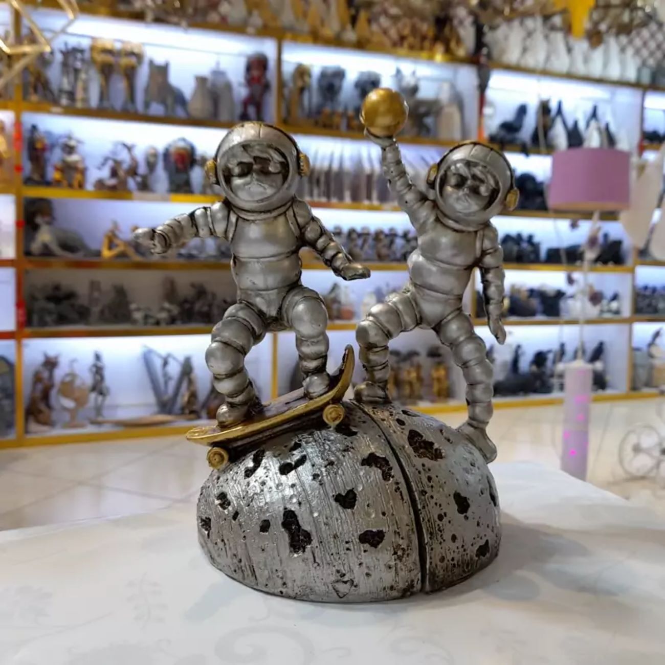 2-Piece Astronaut Figurine Set Book Holder A Unique and Stylish Home Decor Piece