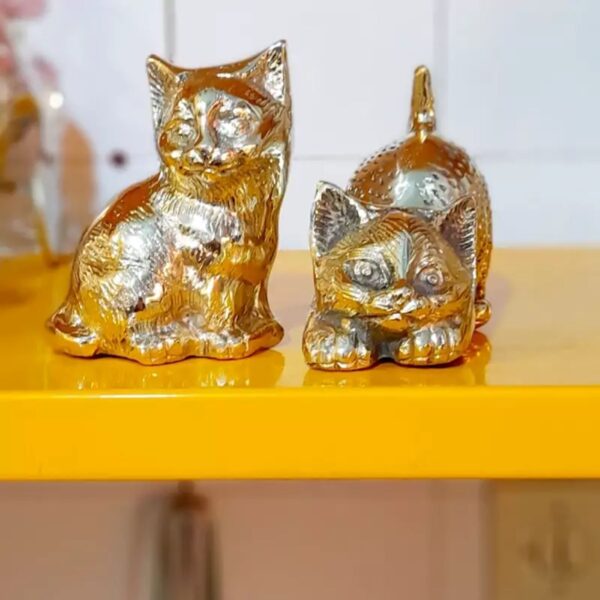 Bronze Cat Sculpture in 2 Pcs – Elegant and Timeless Art