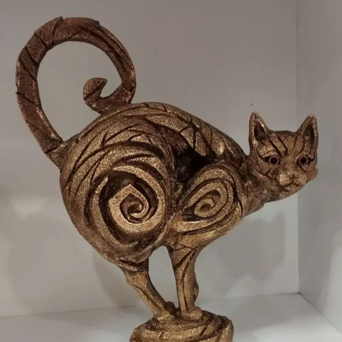 Cat Sculpture Origami Design A Stunning Beautiful Animal Figurine