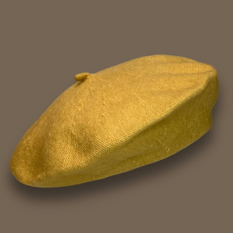 Felt Beret Hat for Women – Lightweight and Breathable for Warmer Weather