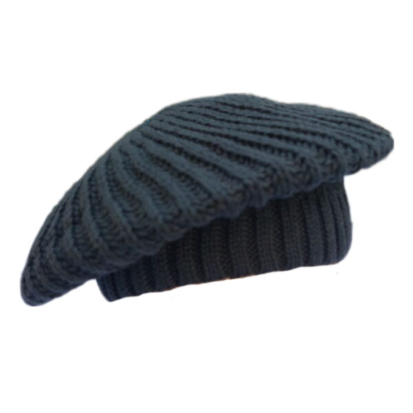 Knitted French Beret Hat – Soft & Comfortable Winter Accessory