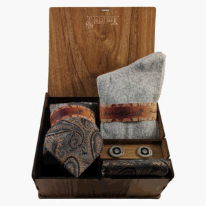 Men’s Tie Set with Pocket Square, Cufflinks, and Socks with Paisley Design in Gray