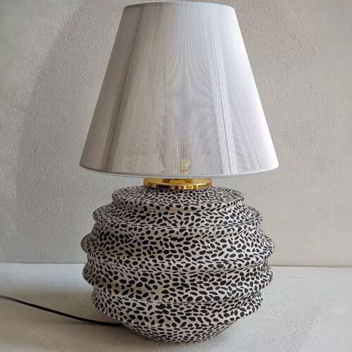 Modern Chic Leopard Print Ceramic Table Lamp for a Bold Stylish Touch