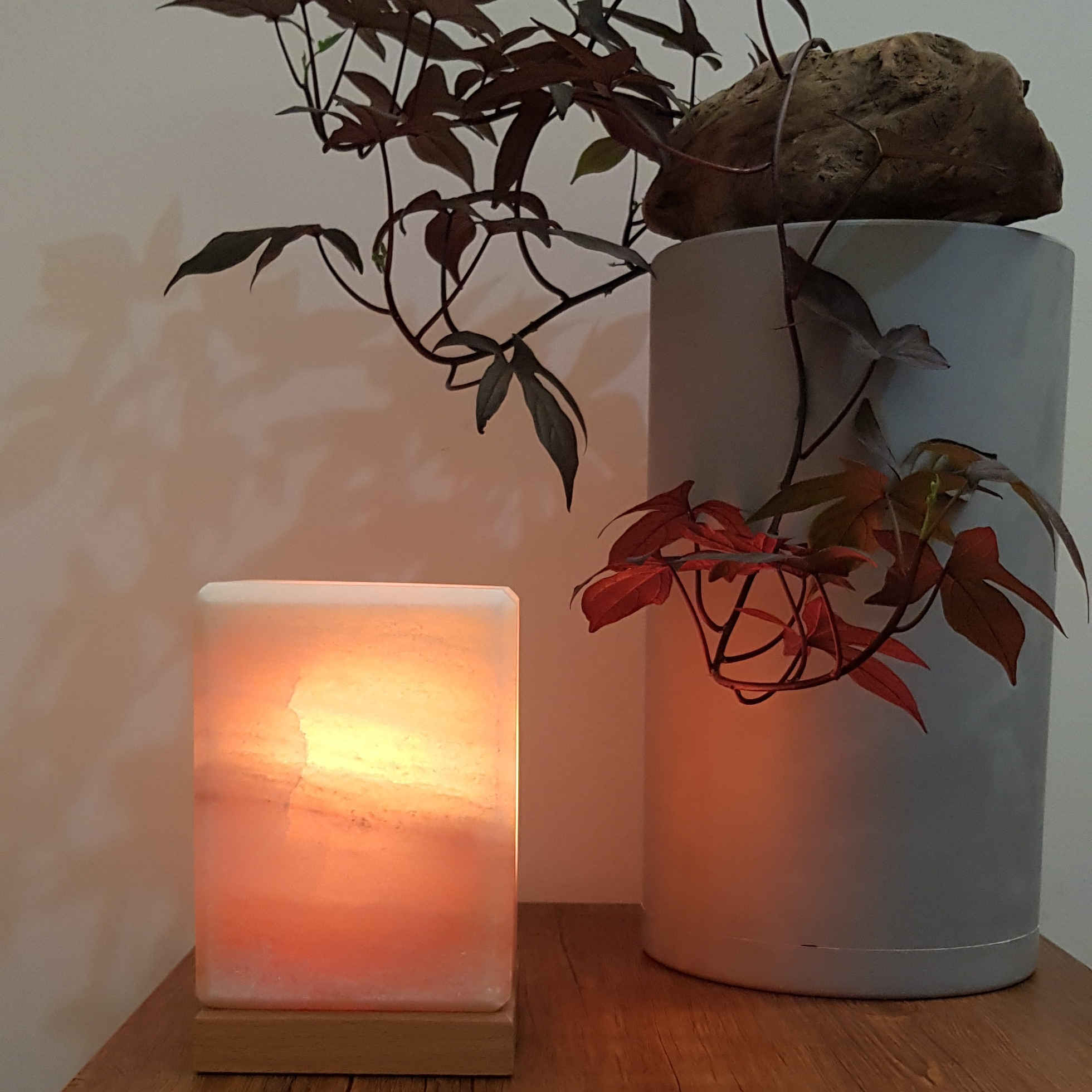 Persian Salt Rock Lamp – with Rectangular Design