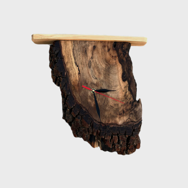 Rustic Wooden Wall Clock – Handcrafted Elegance with Style and Functionality