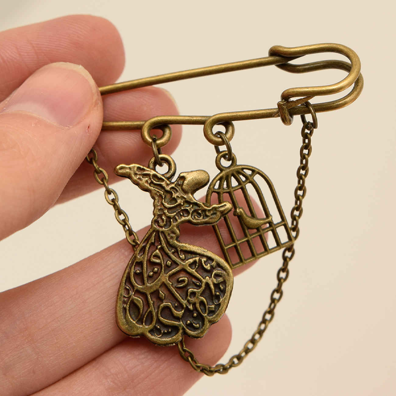 Women’s Brooch with Amin Bird and Whirling Dervish Dance Design
