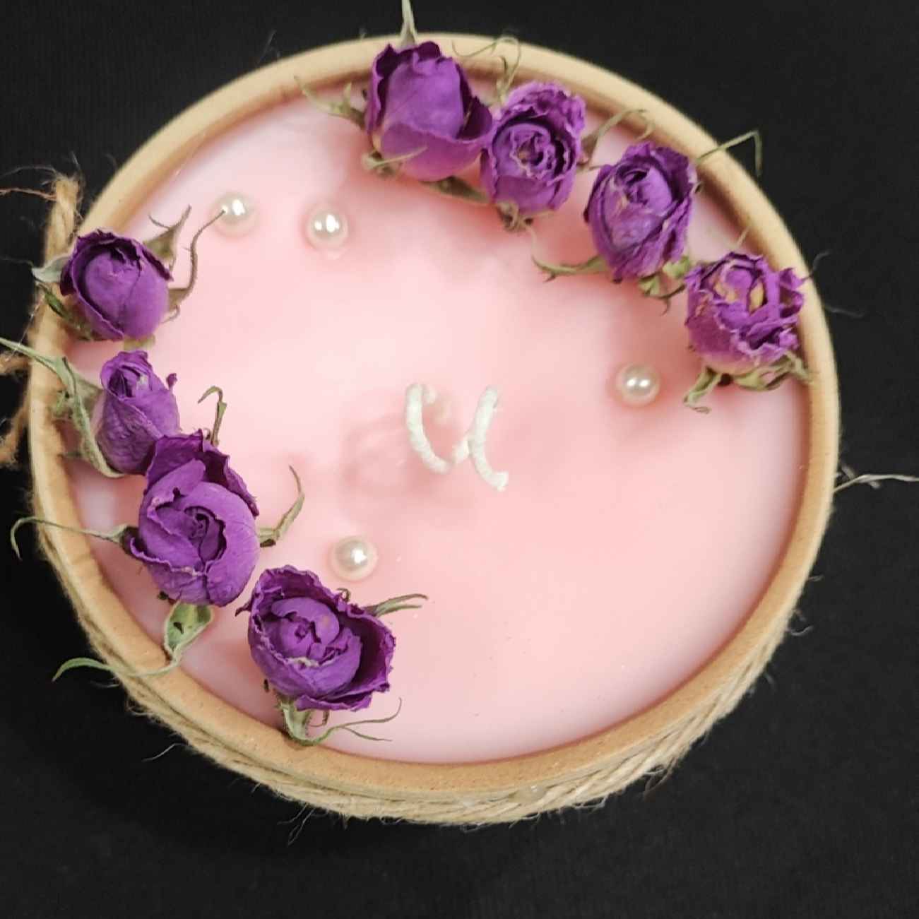 Aromatic Botanical Candles with Pottery Jar and Rose Flower Design