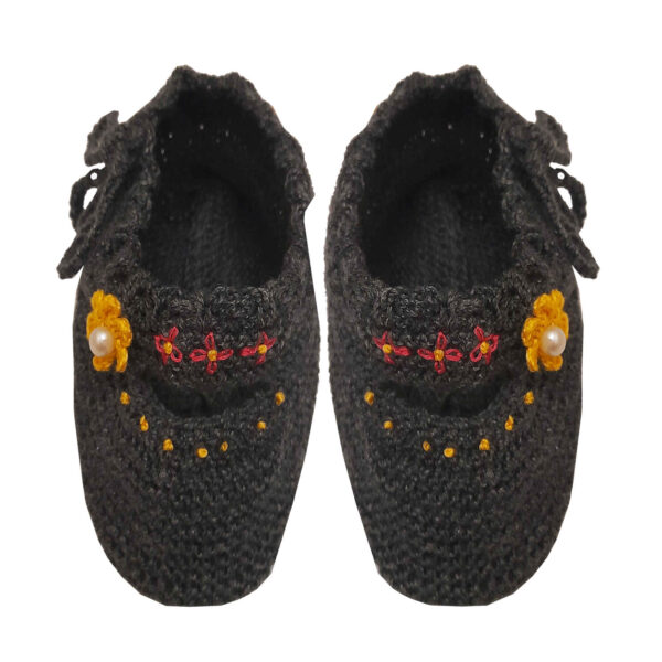 Crochet Slipper for Women- Handwoven, Traditional Style with Floral Design
