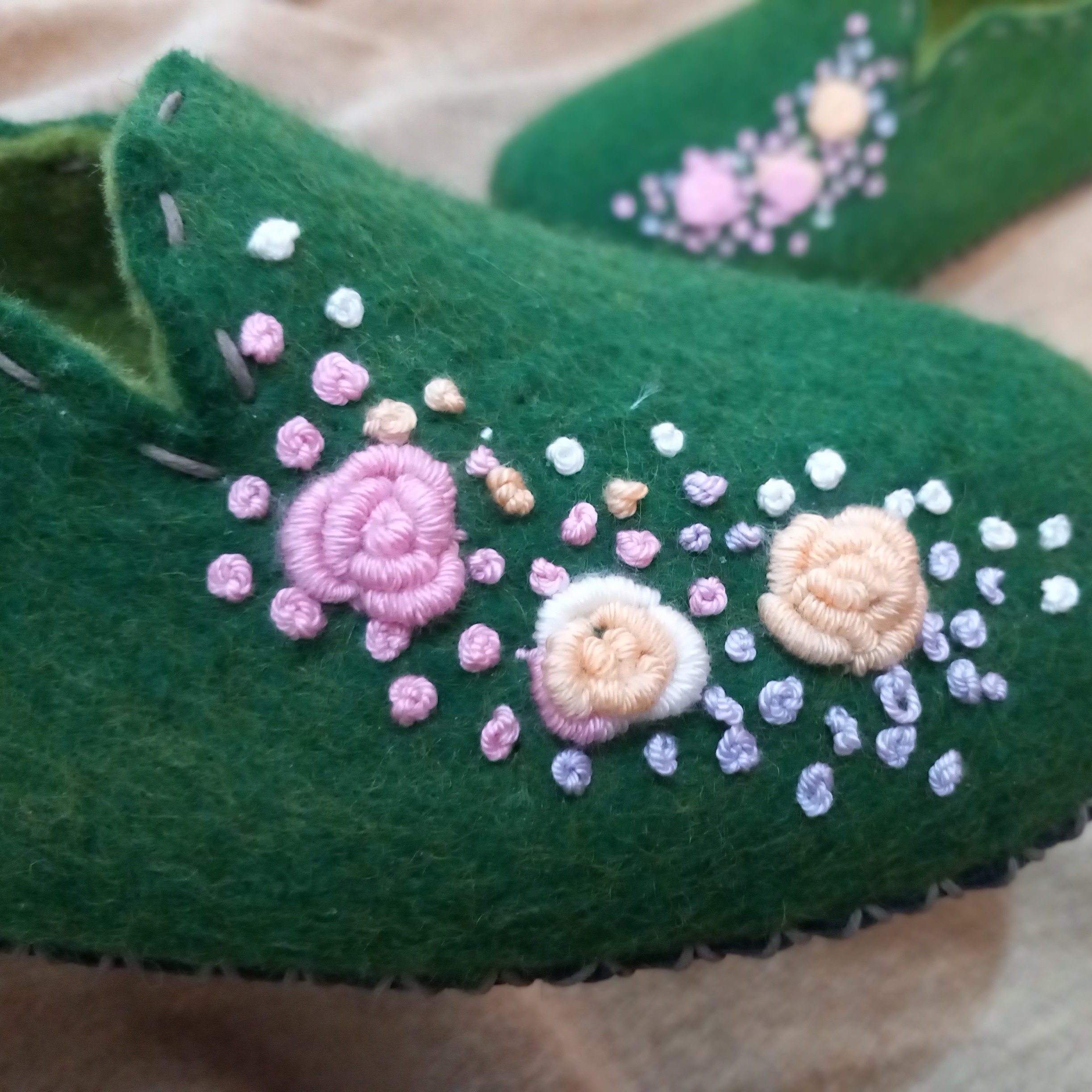 Emerald Green Wool Felt Slippers with Handcrafted Floral Embroidery
