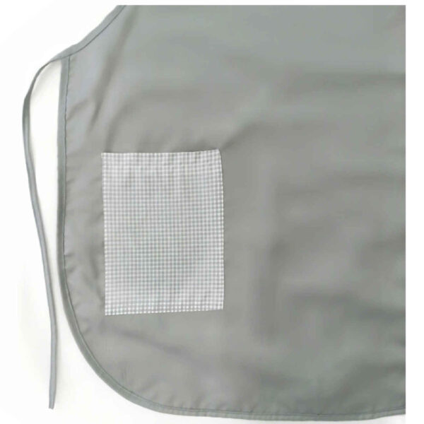 Chef’s Kitchen Apron – with Polka Dot Pocket Design