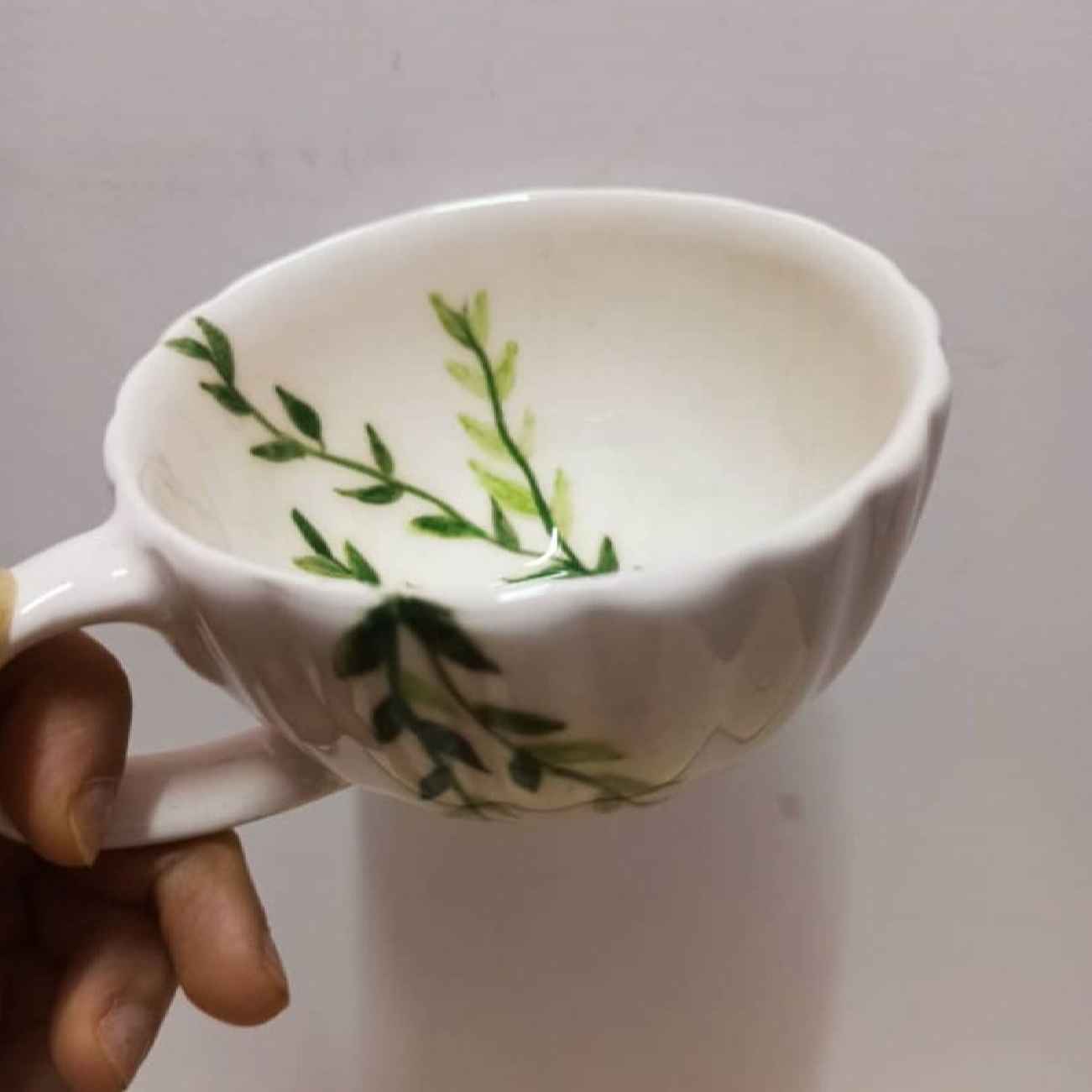 Hand-Painted Ceramic Latte Cup with Delicate Green Leaf Pattern