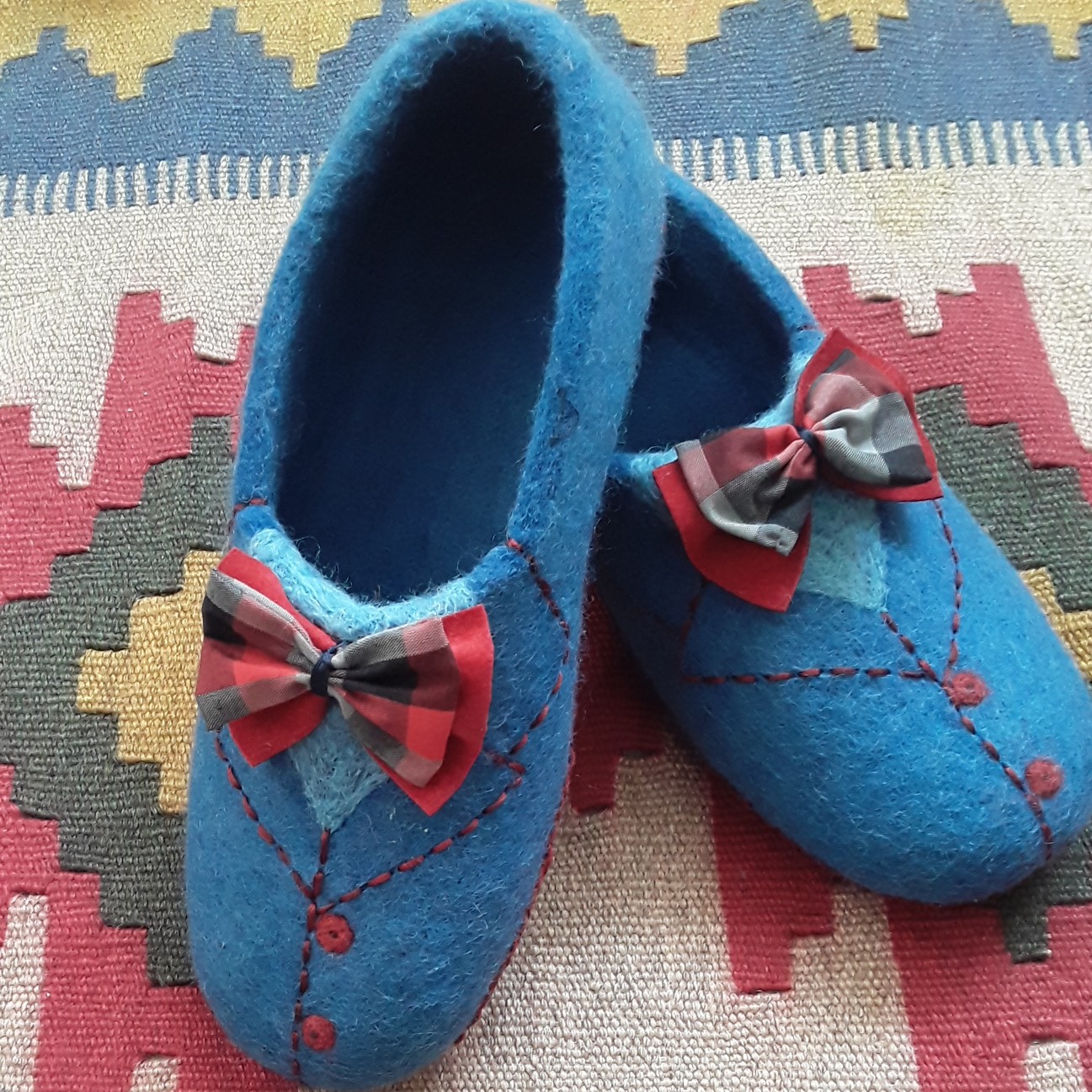 Handmade Blue Wool Felt Slippers with Checkered Bow Design