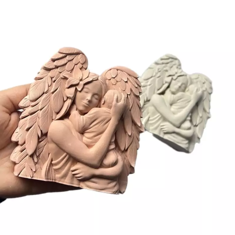 Handmade Sculpture Candle Mother’s Hug Design (5 Pcs)