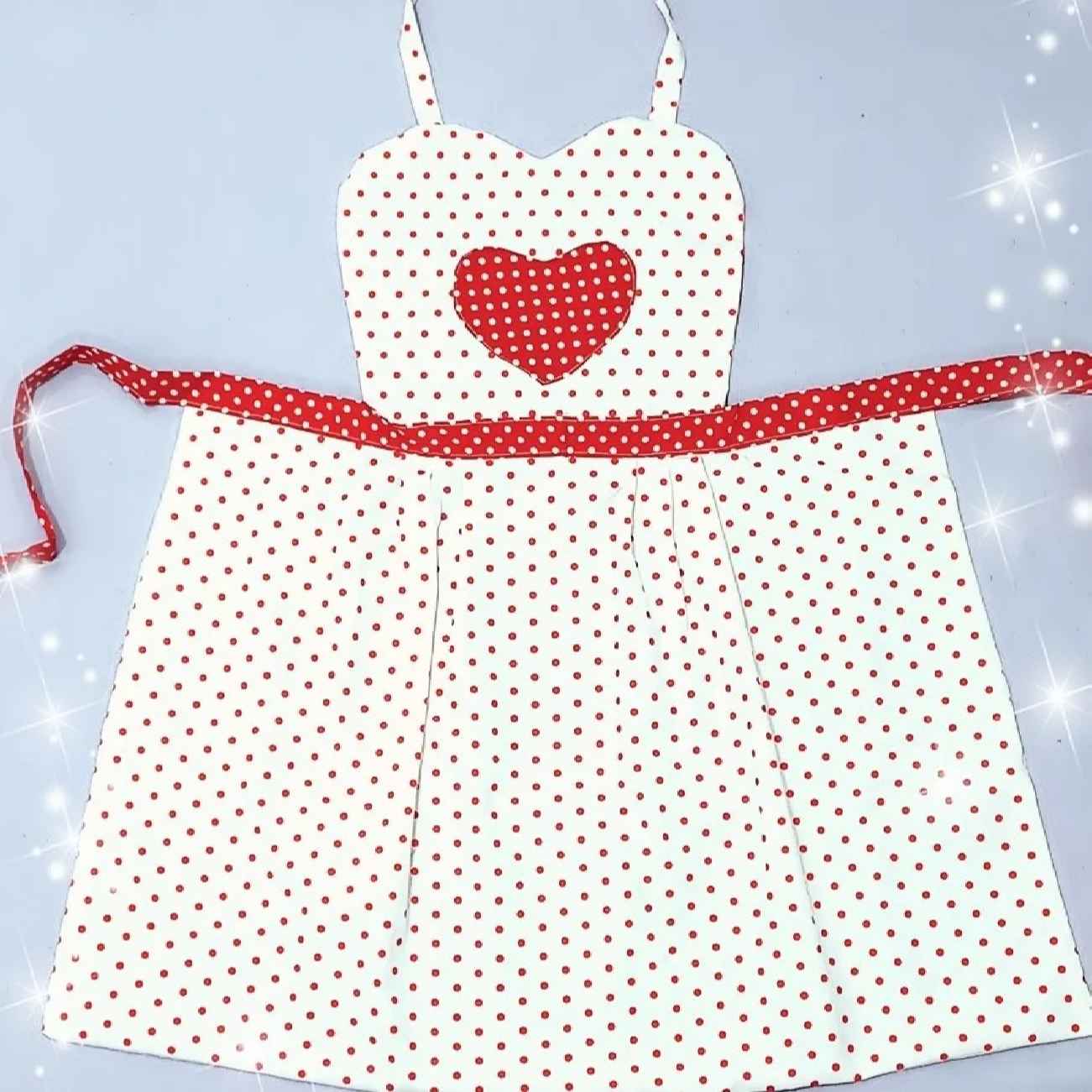 Polka Dot Pattern Kitchen Apron