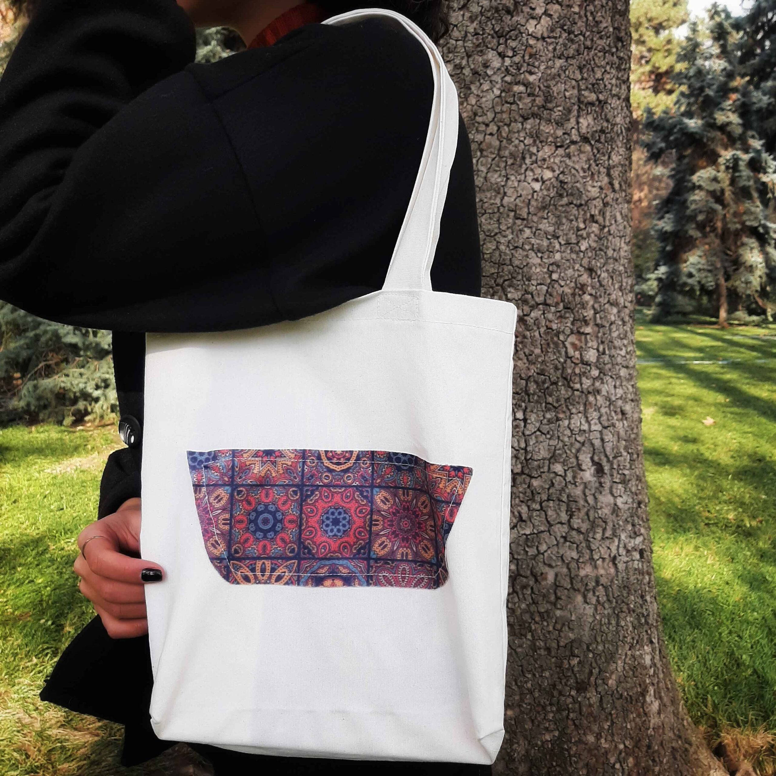 Reusable Tote Bag Beige Canvas Shopping Bag – with Traditional Design