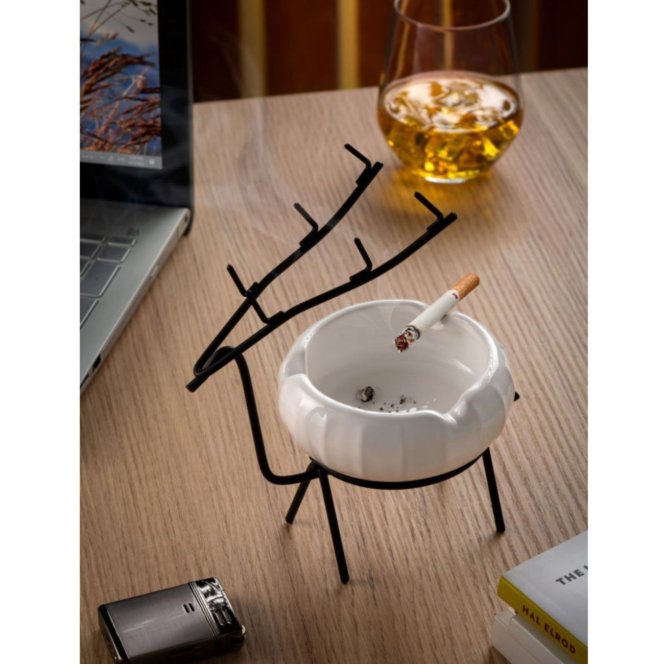 Top Quality Ceramic Ashtrays Deer Sculpture Design