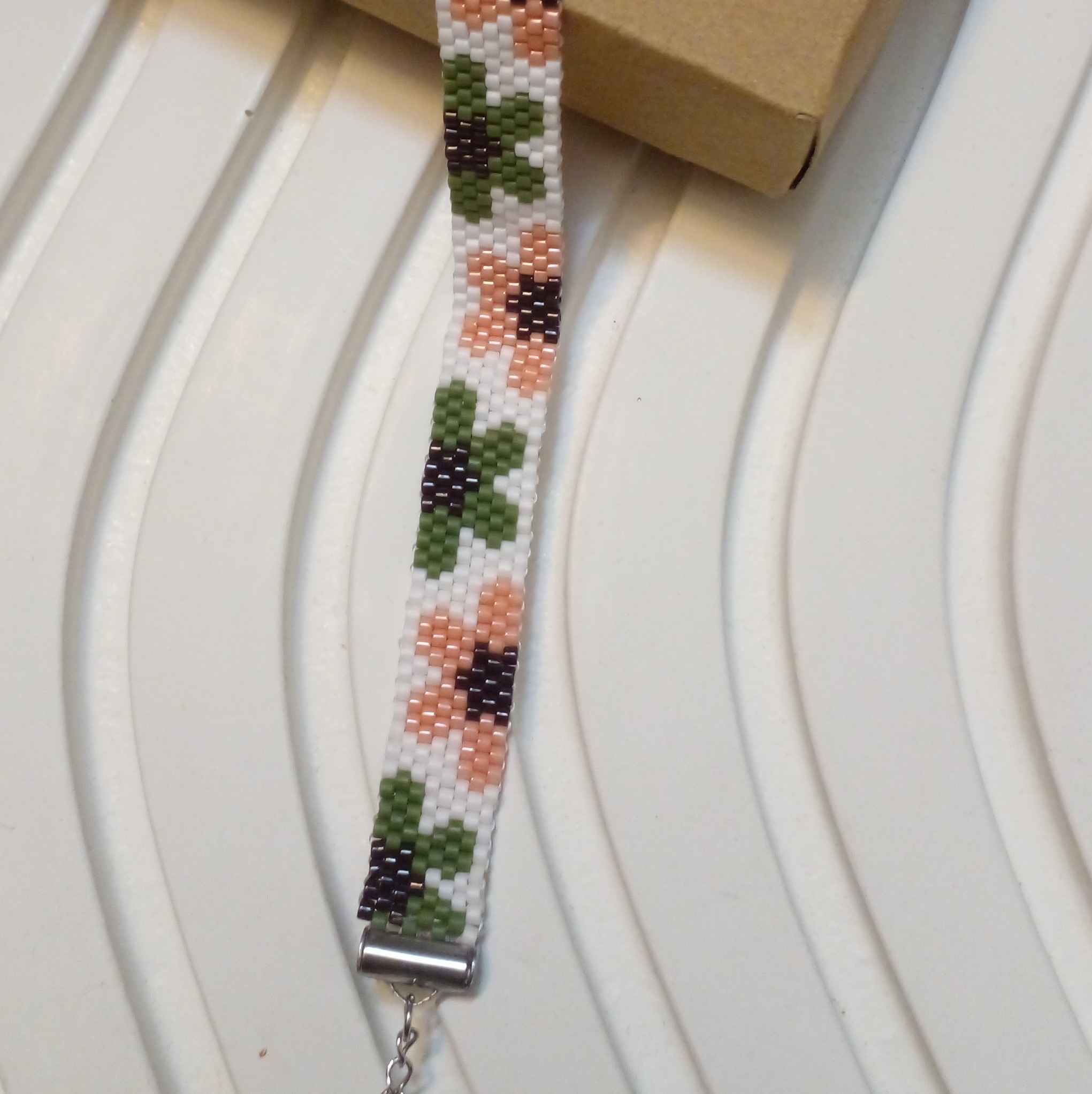 Woven Steel Beaded Bracelet for Women – Tiger Pattern