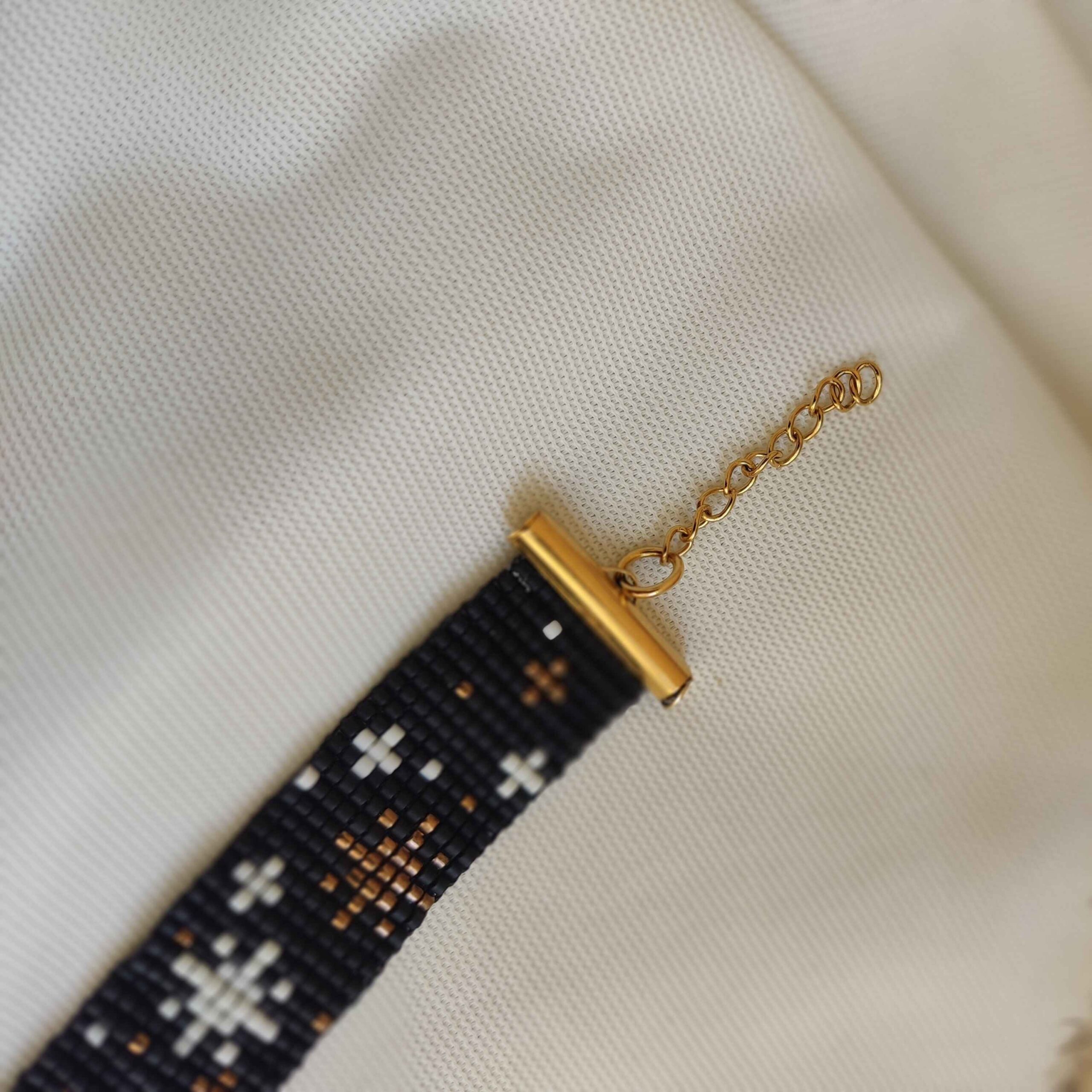 Woven Steel Beaded Bracelet for Women – Stars Pattern