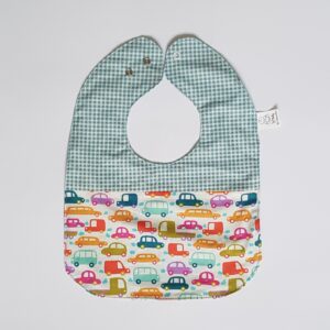 Baby Bib – Checkered Comfort with Playful Car Pattern