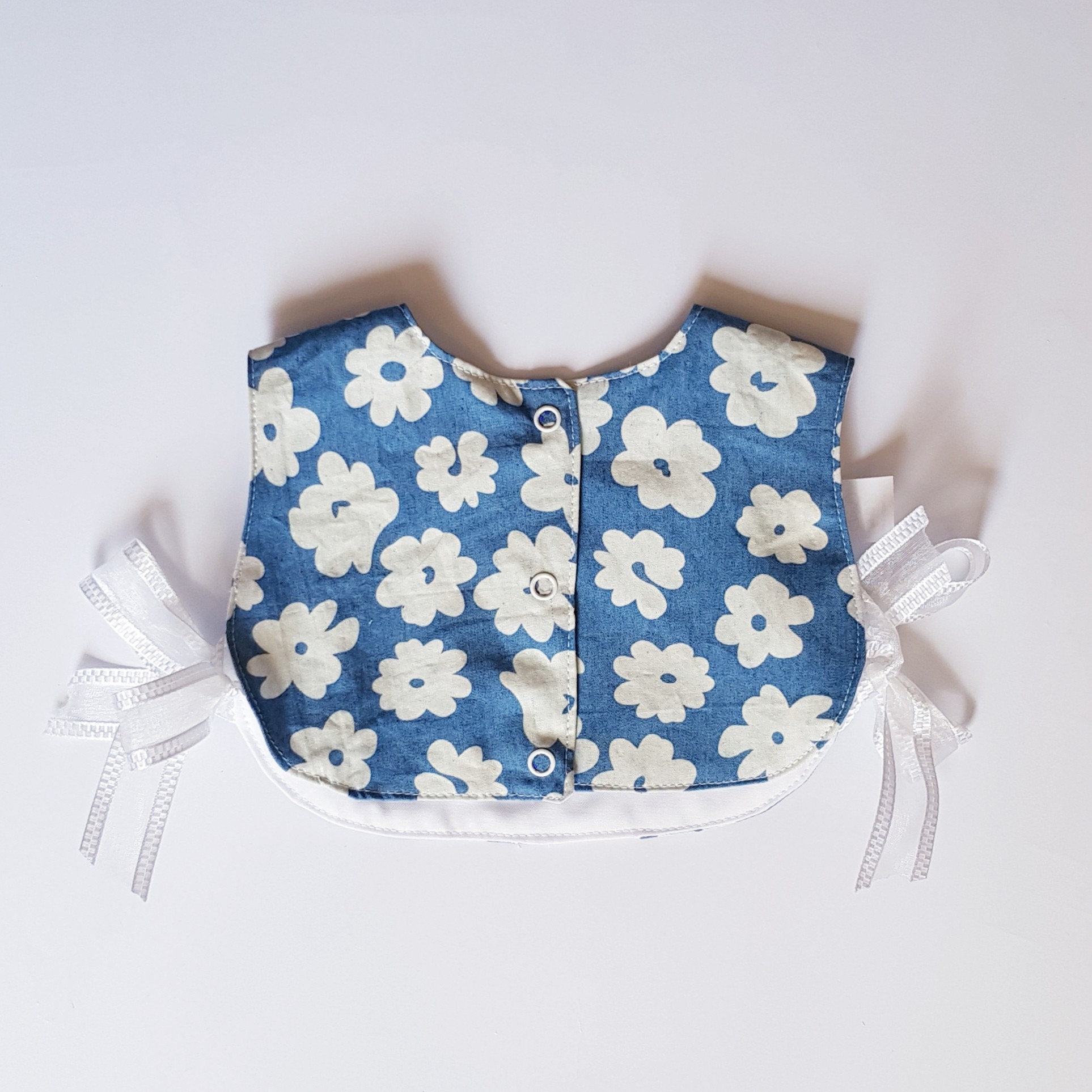 Baby Bib – Sweet Floral Style with Cute Hanger Detail