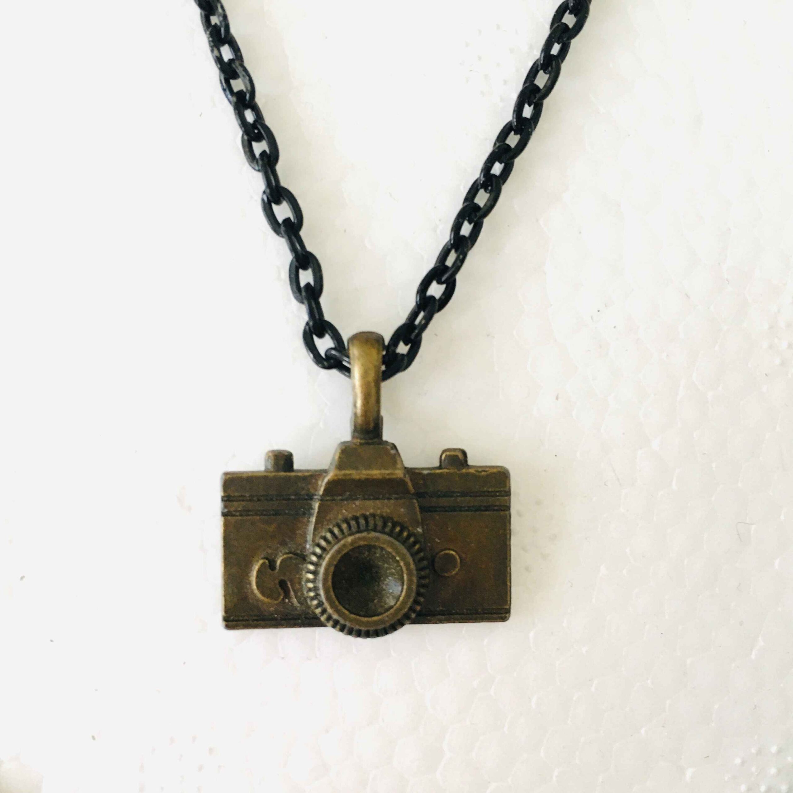 Bronze Drop Jewelry Set with Unique Camera Design