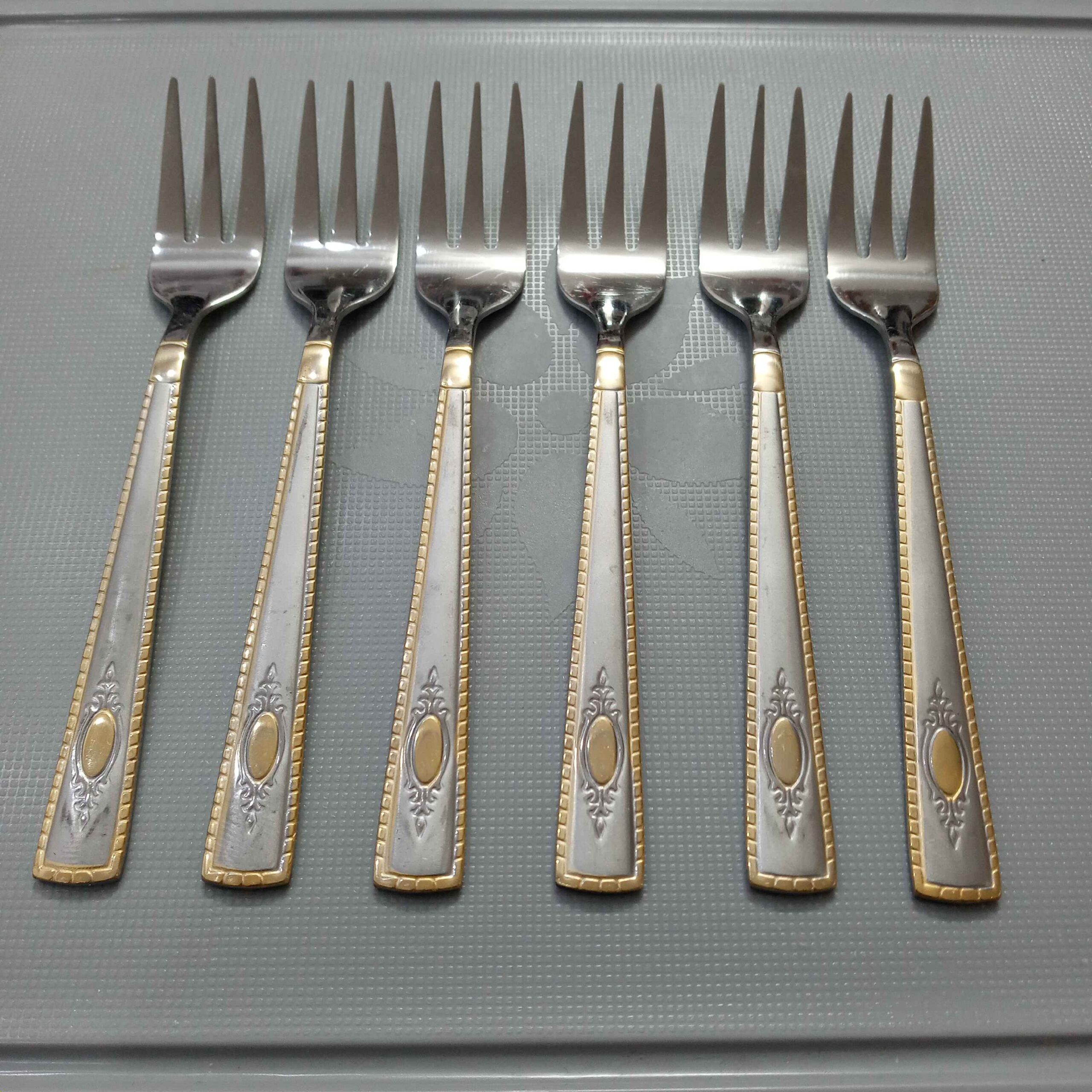 Classic Stainless Steel Fork (6-Piece Set)
