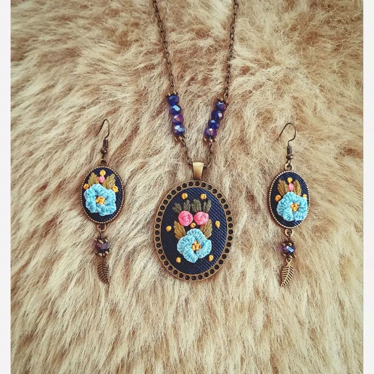 Handmade Embroidered Bracelet, Earring and Necklace Set – A Touch of Art