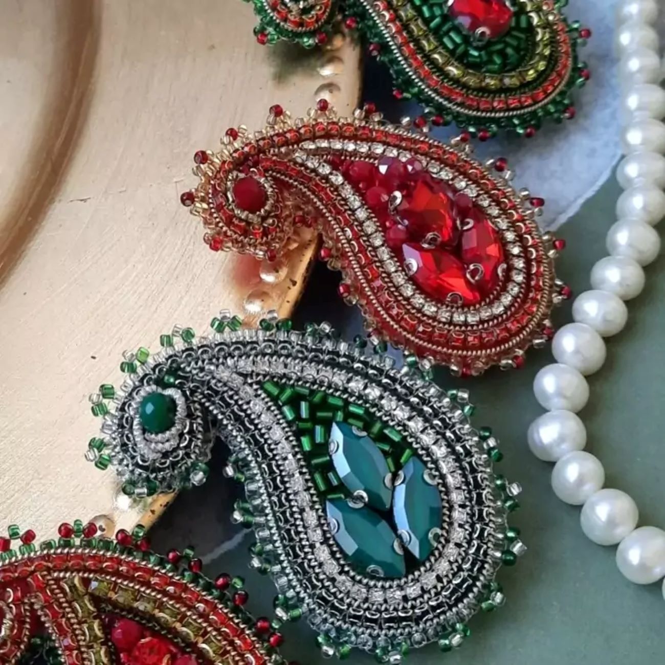 Jewel Brooch Traditional Design Of Termeh