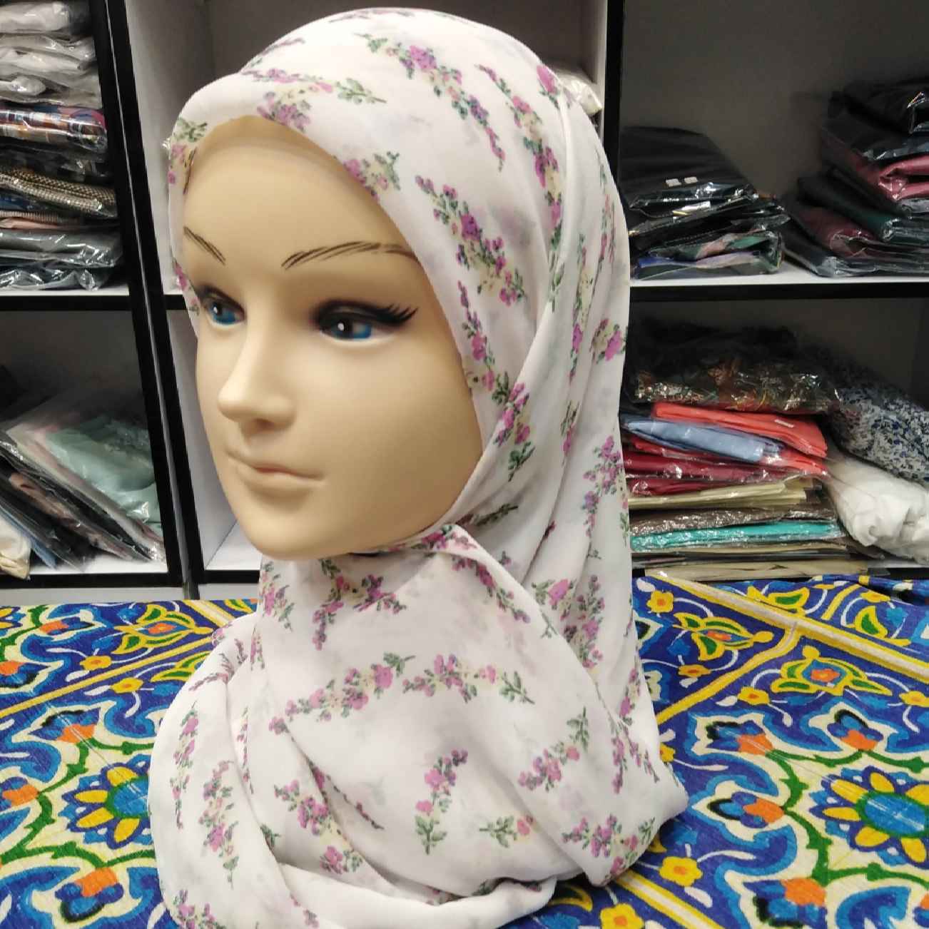 Scarf for Women – Scarf with Arm Cover Floral Pattern