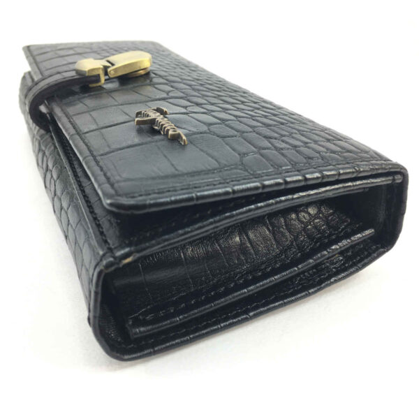 Stylish Leather Wallet for the Modern Woman – Perfect for Organizer Card