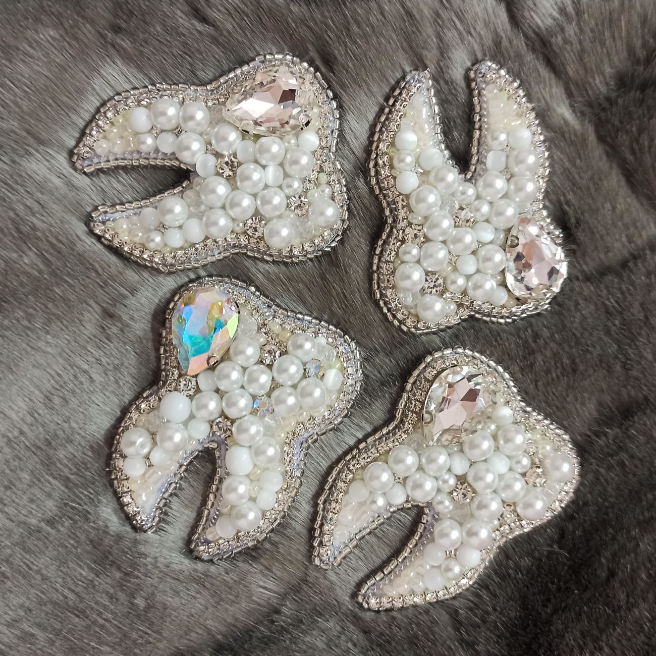 Hand-Embroidered Jewel Brooch in The Shape of Tooth