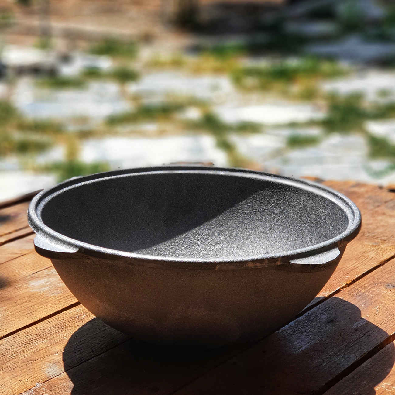 Cast Iron Kazan Pot – Suitable for Outdoor Cooking & Open Fire Feasts