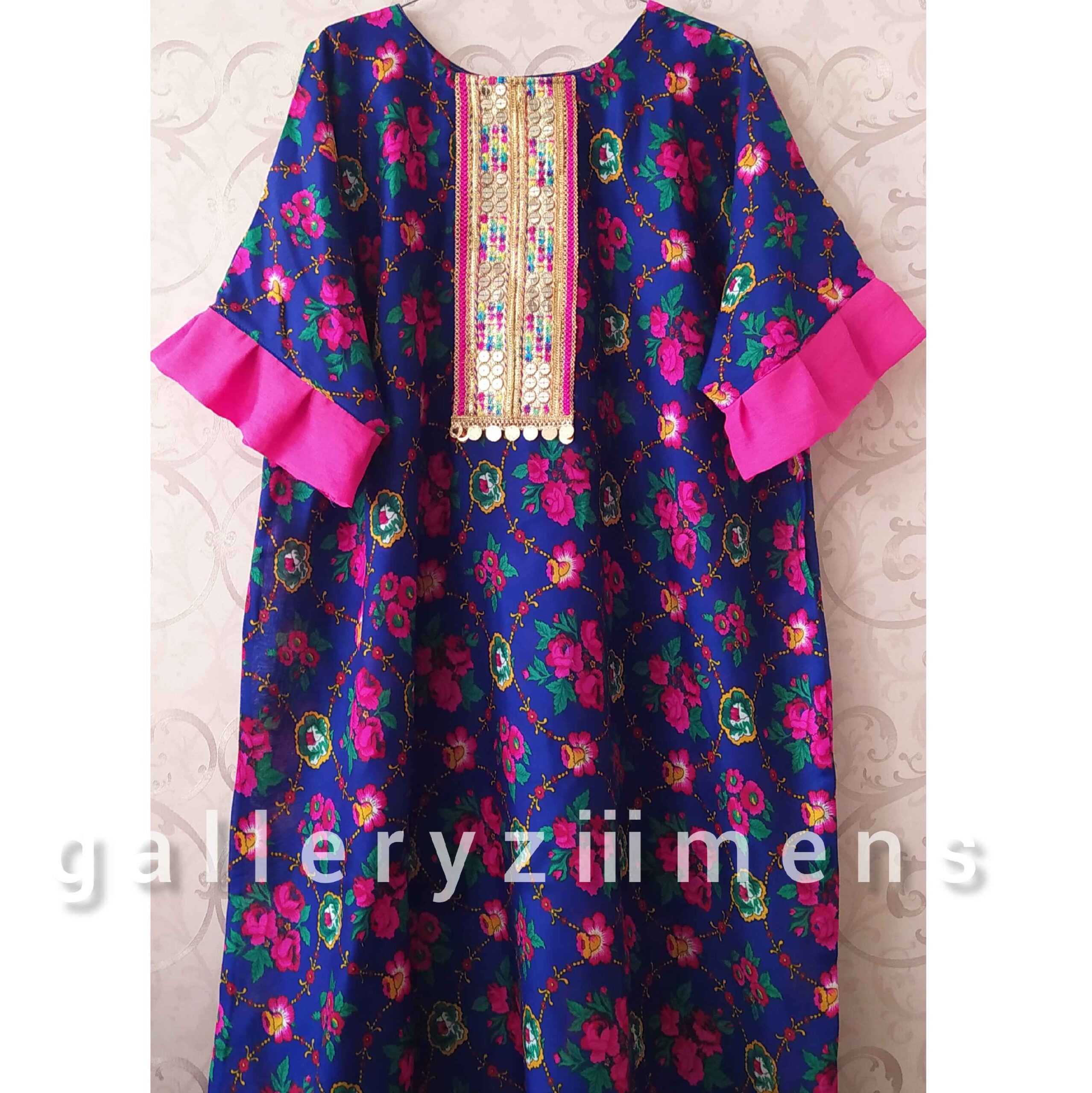 Persian Kaftan with Intricate Embroidery Suitable for Everyday Outing, Relaxed Gathering